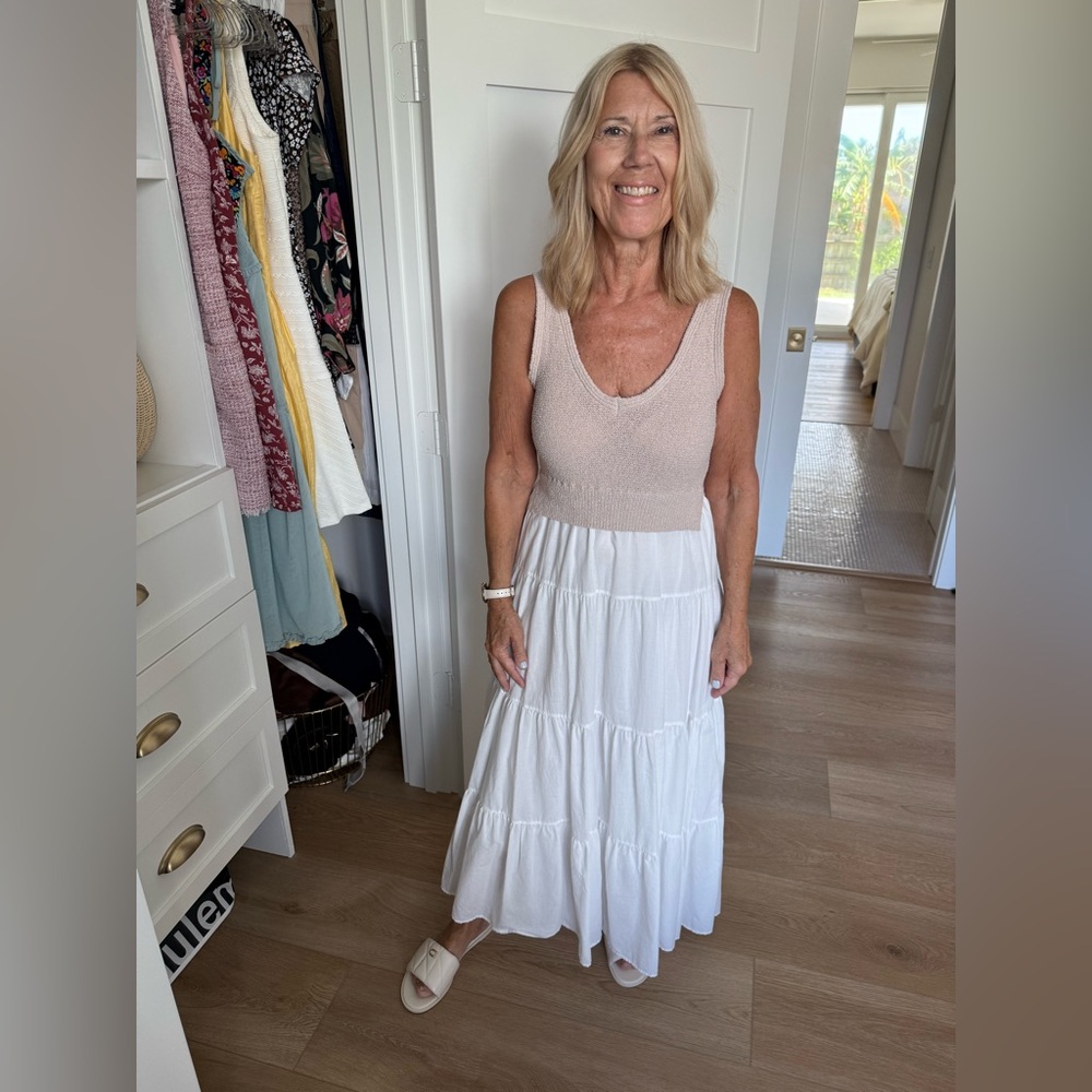Elegant White Maxi dress